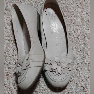 Mephisto light grey shoes.